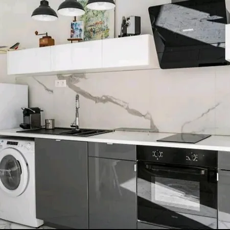 Design Loft Climatise Parking Et Piscine Vallauris
