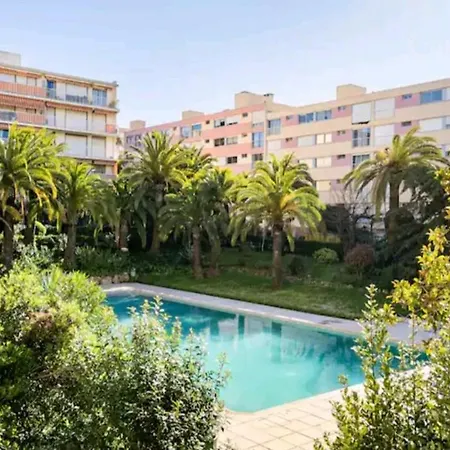 Design Loft Climatise Parking Et Piscine * 발로리스