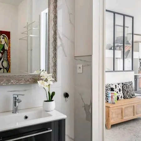 Design Loft Climatise Parking Et Piscine Apartment Vallauris