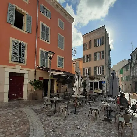 Design Loft Climatise Parking Et Piscine 발로리스